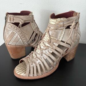 Freebird By Steven Wazee Beige Leather Handmade Gladiator Sandals Block Heel